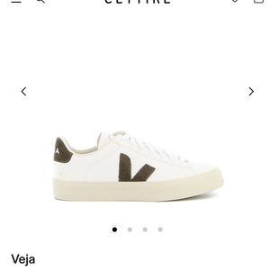 Veja
NEVER WORN brand new’ Veja Campo Low-Top Laced Sneakers Size 9 US